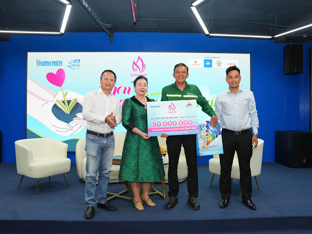 Lửa Sống đẹp bao năm vẫn nồng đượm 7 Lửa Sống đẹp bao năm vẫn nồng đượm - Ảnh 7.