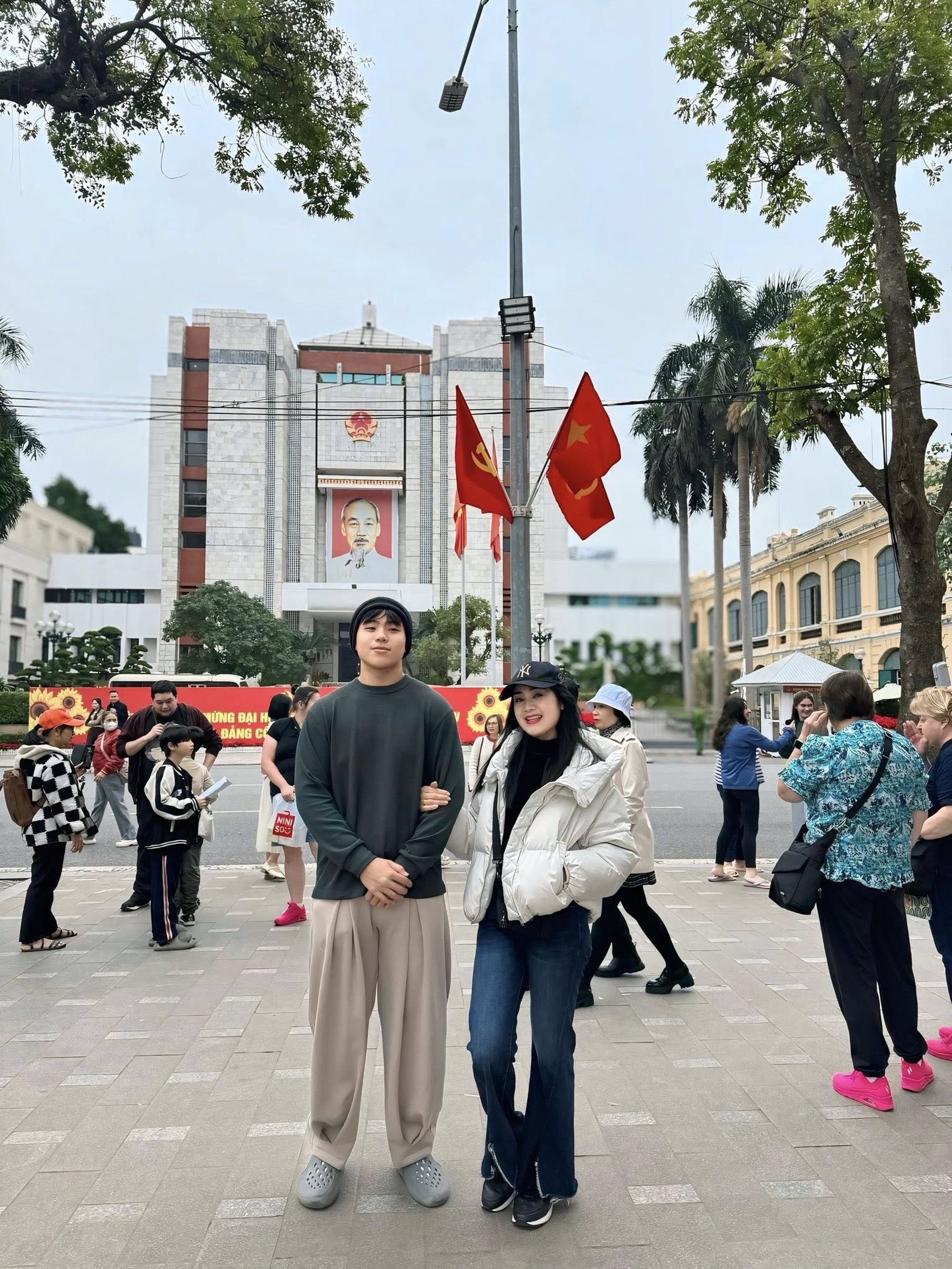 NSND Thu Hà khoe con trai cao như người mẫu, kể về cuộc sống tuổi U60 - 2