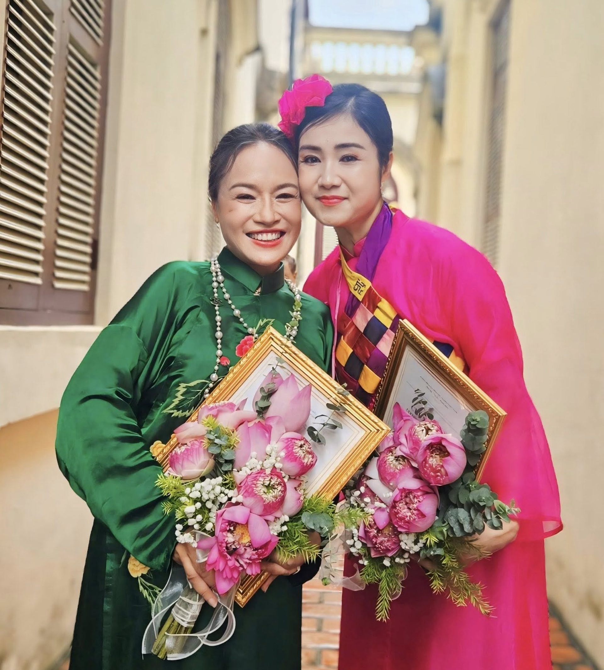 NSND Thu Hà khoe con trai cao như người mẫu, kể về cuộc sống tuổi U60 - 10