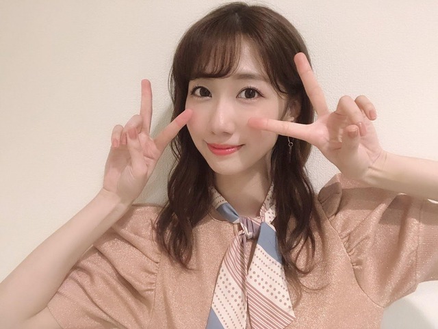 1767334139 990 Nhom nhac quoc dan AKB48 no nuc don 2 tin