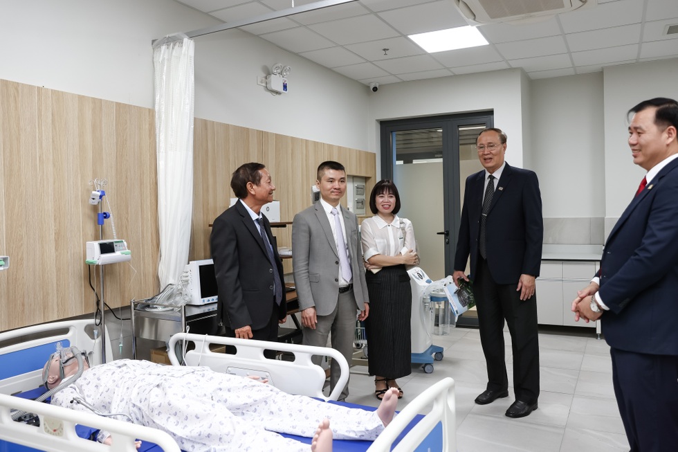 Báo Dân trí và Trường Đại học Cửu Long ký kết thoả thuận hợp tác - 9