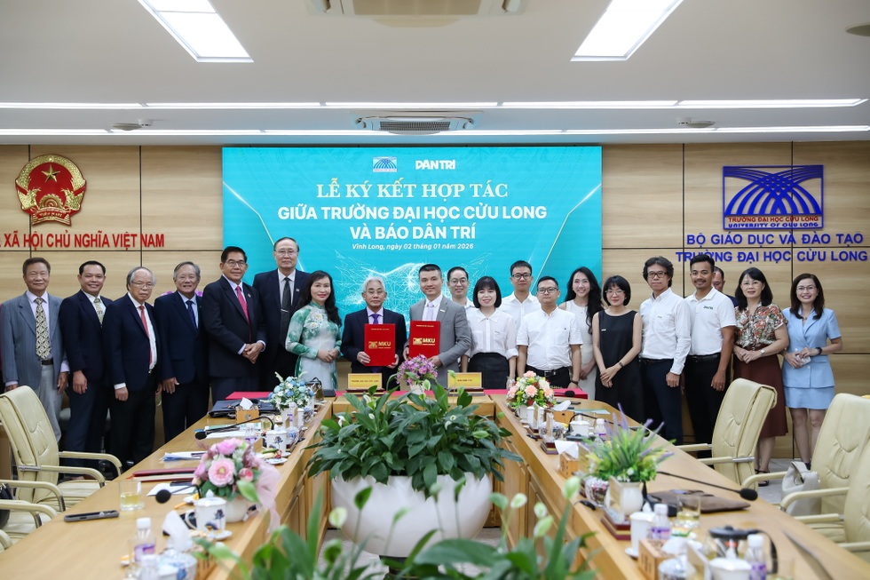 Báo Dân trí và Trường Đại học Cửu Long ký kết thoả thuận hợp tác - 11