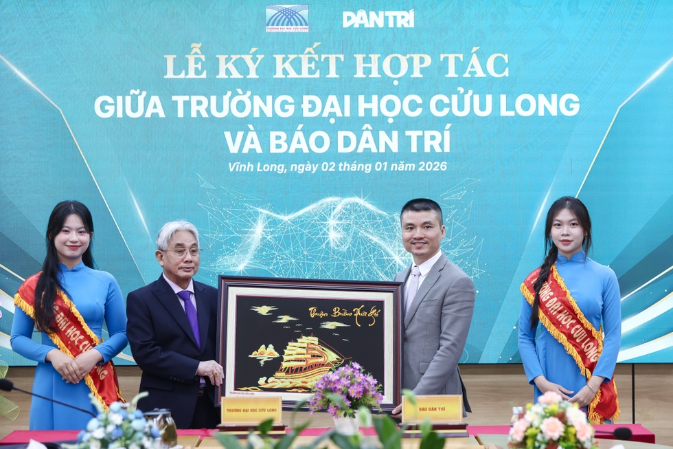 Báo Dân trí và Trường Đại học Cửu Long ký kết thoả thuận hợp tác - 12