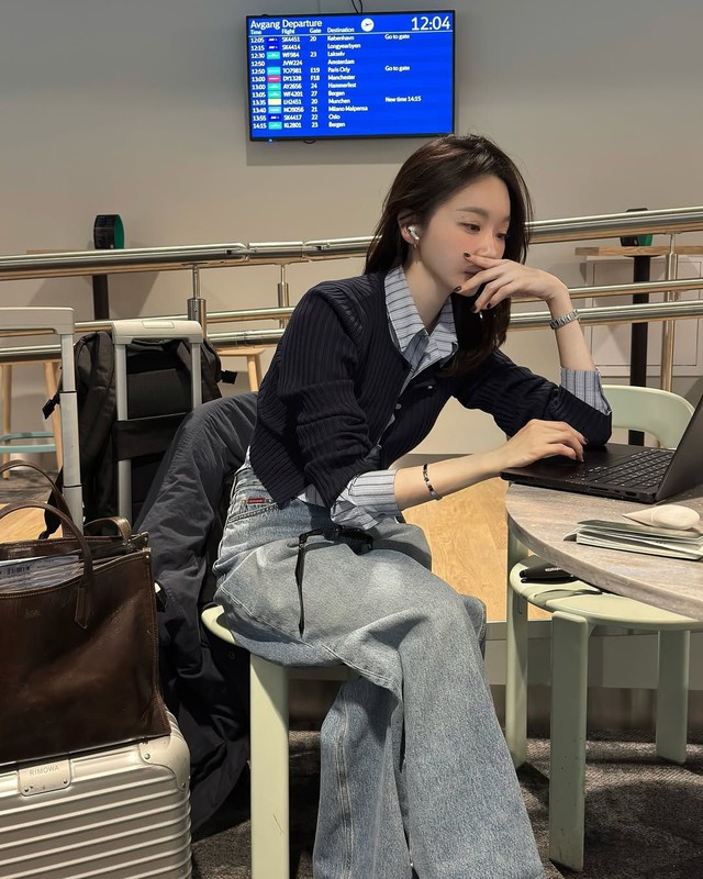 Sếp giao việc lúc 9h tối, cô gái không thèm trả lời nên bị đuổi việc: Cộng đồng mạng thẳng thắn “khó bênh”- Ảnh 3.