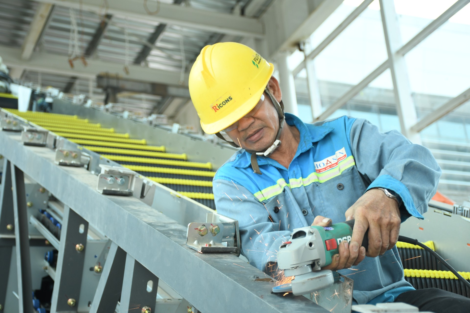 Đón năm mới trên những đại công trường - Ảnh 3.