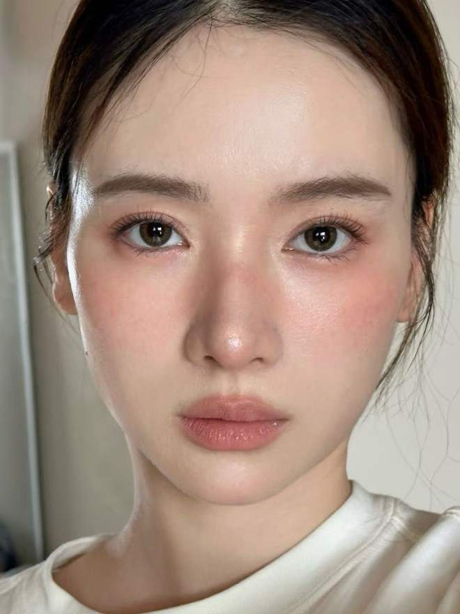 3 xu hướng trang điểm “vía tốt”, mang đến may mắn cho năm 2026- Ảnh 7.