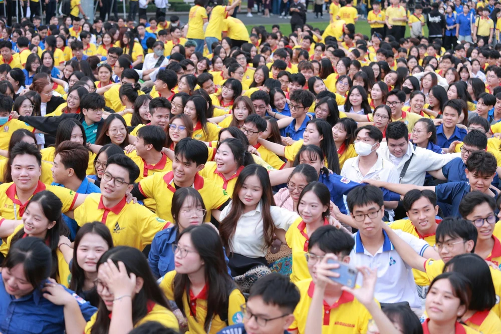 xuân tình nguyện (6).jpg