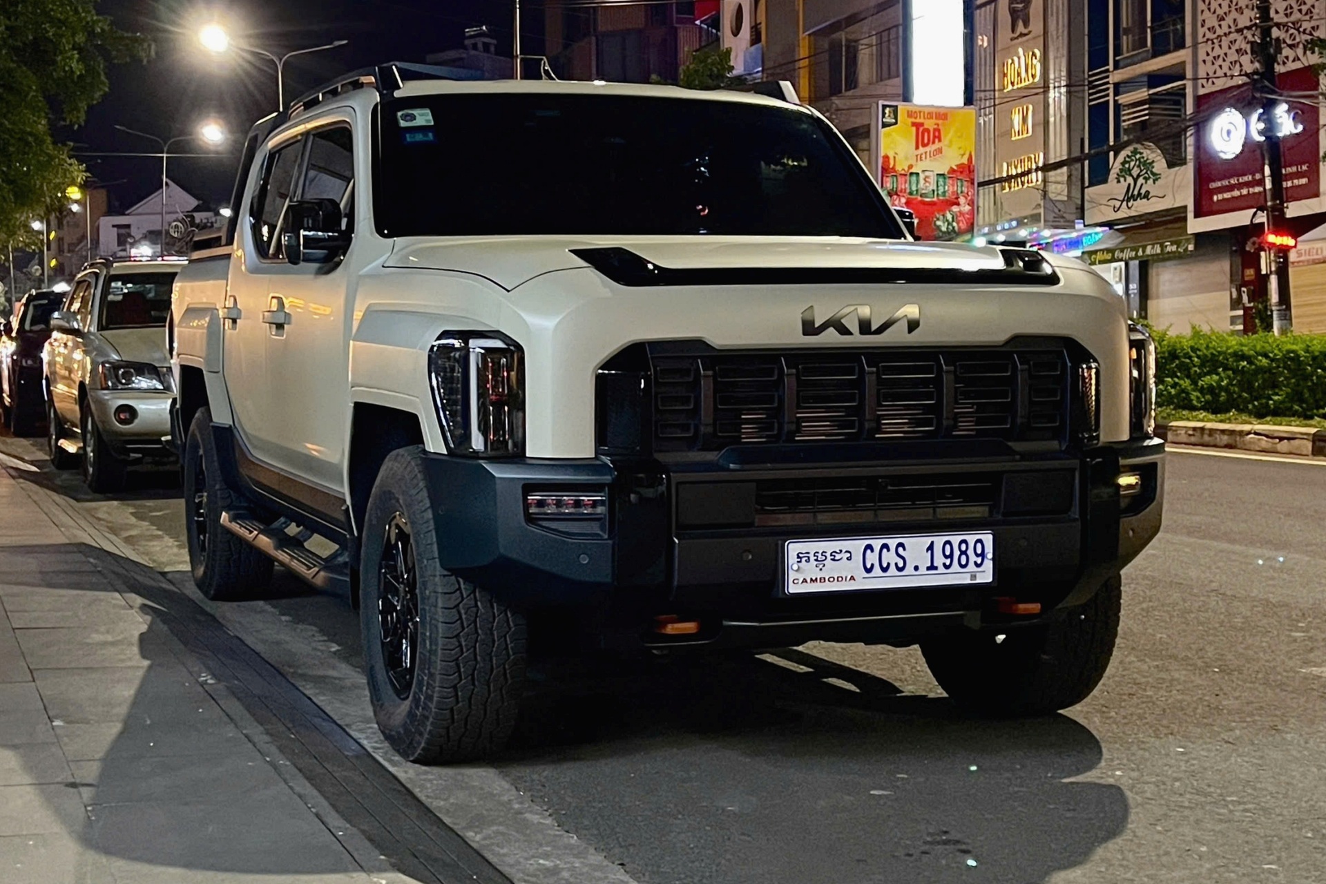 Bán tải đầu tay của Kia về Việt Nam: Diện mạo độc lạ, đối đầu Ford Ranger - 15