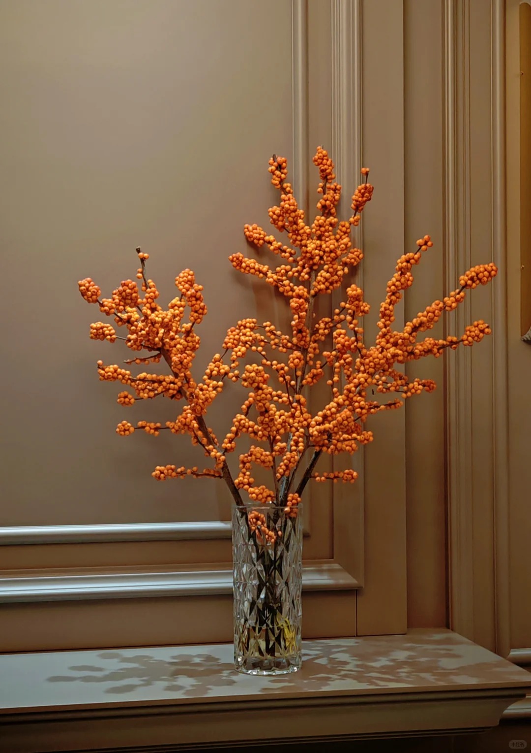 Tết đừng chỉ chơi đào, hãy thử cắm bình đào đông 