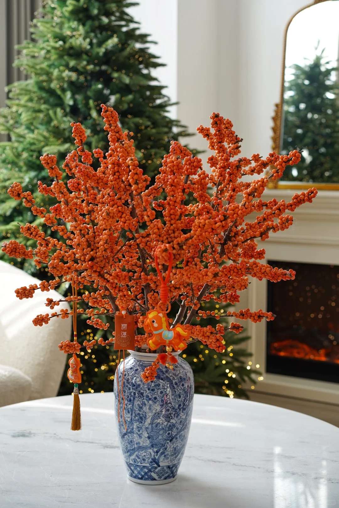 Tết đừng chỉ chơi đào, hãy thử cắm bình đào đông 