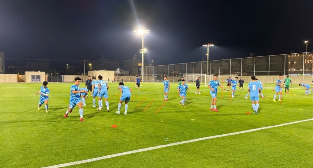 U23 Việt Nam tập buổi đầu tiên tại Saudi Arabia, luyện bài đấu U23 Jordan - 2