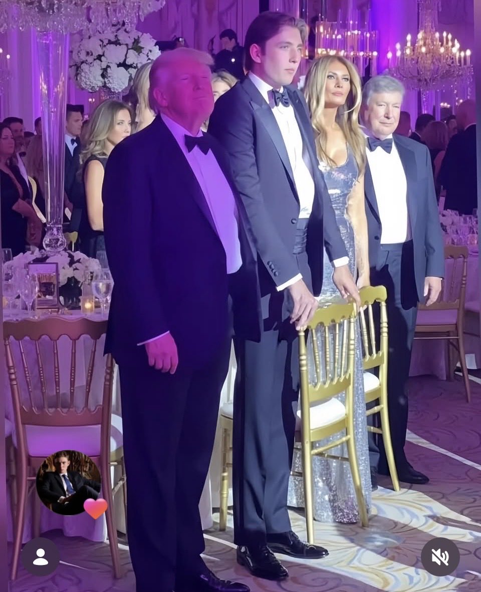 Barron Trump 18 tuổi gây choáng váng: 