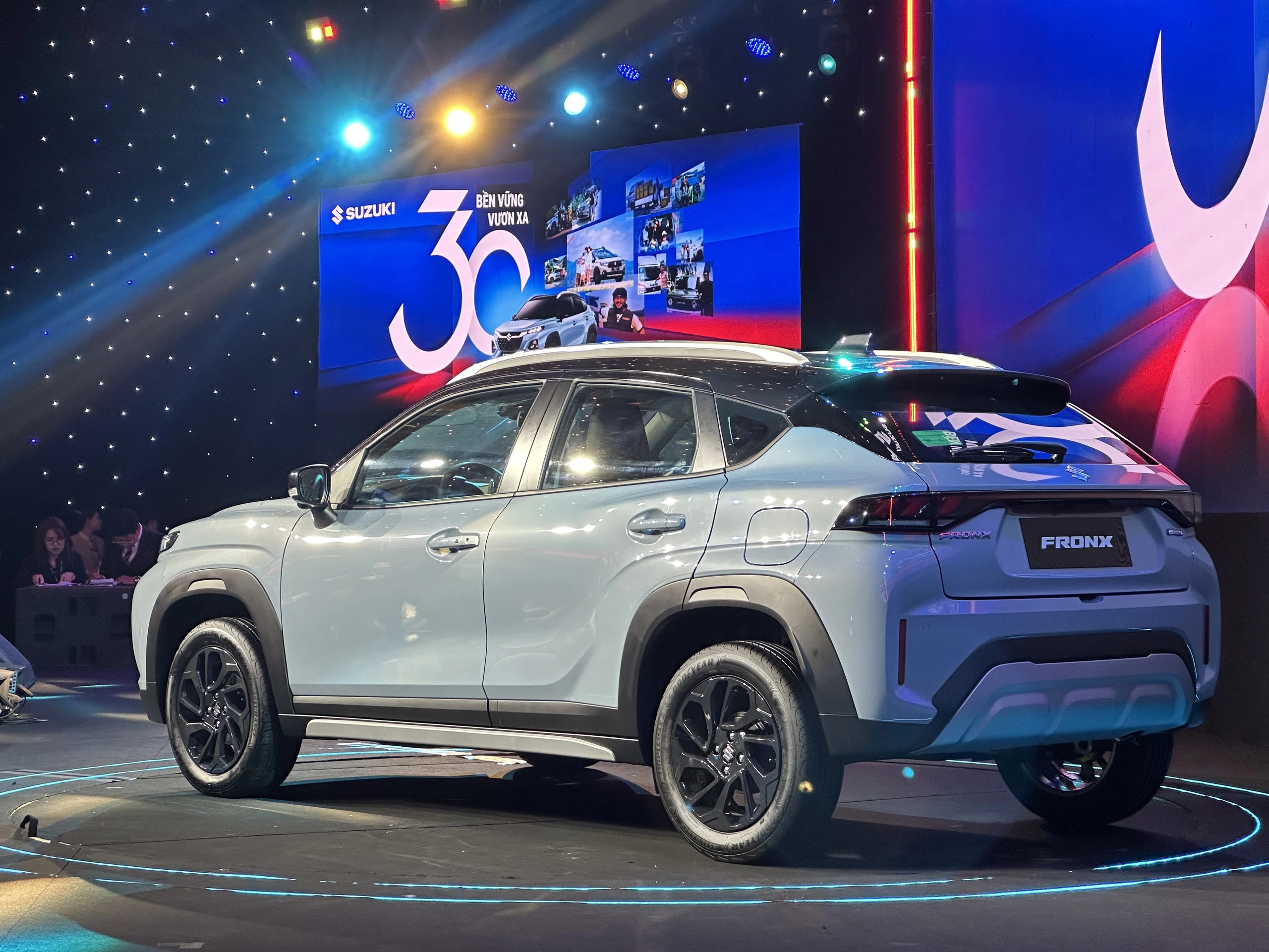 1767415058 115 5 mau o to dang chu y tung ra thi