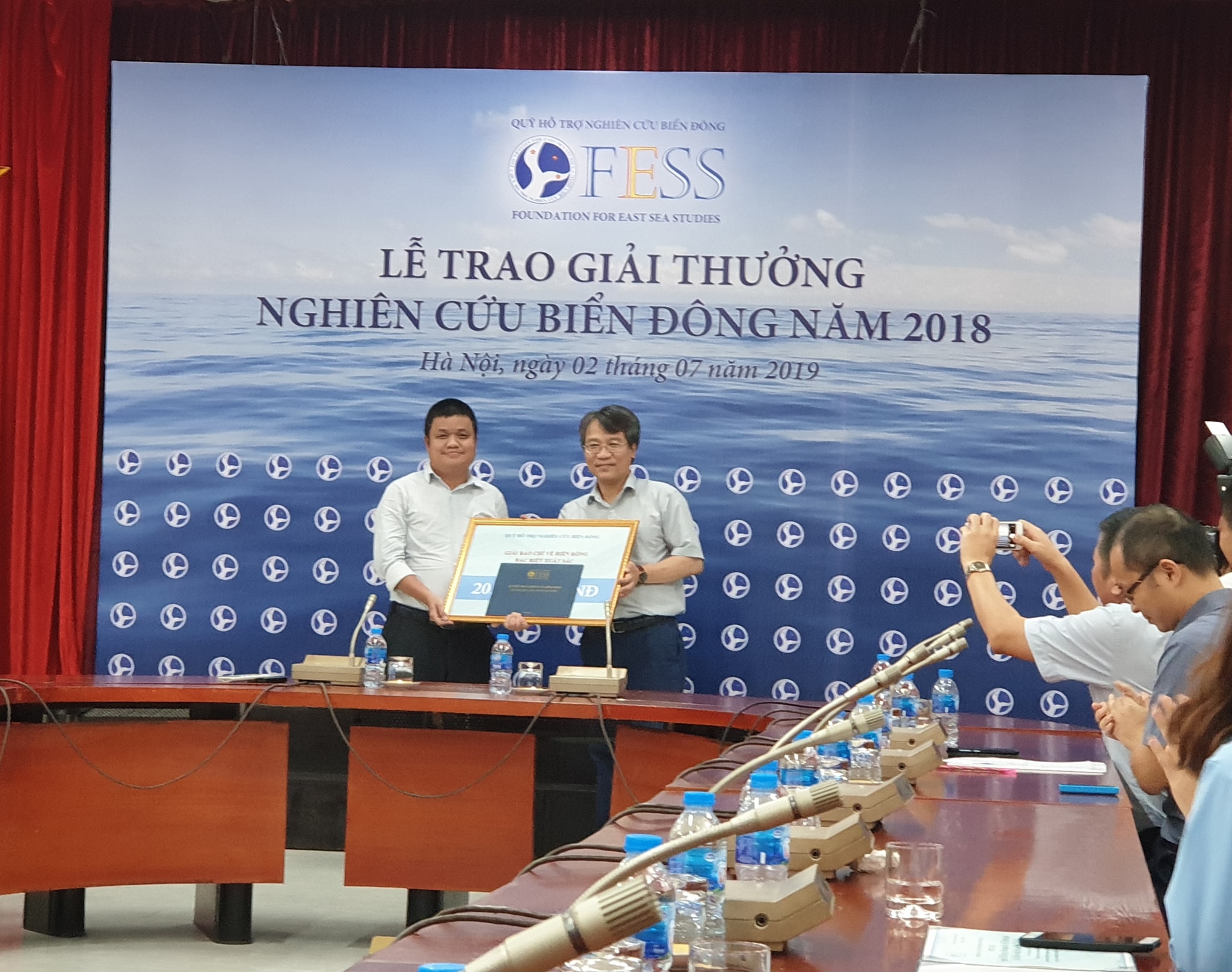 Bảo vệ chủ quyền quốc gia từ thực địa đến mặt trận thông tin 2 Bảo vệ chủ quyền quốc gia từ thực địa đến mặt trận thông tin - Ảnh 1.