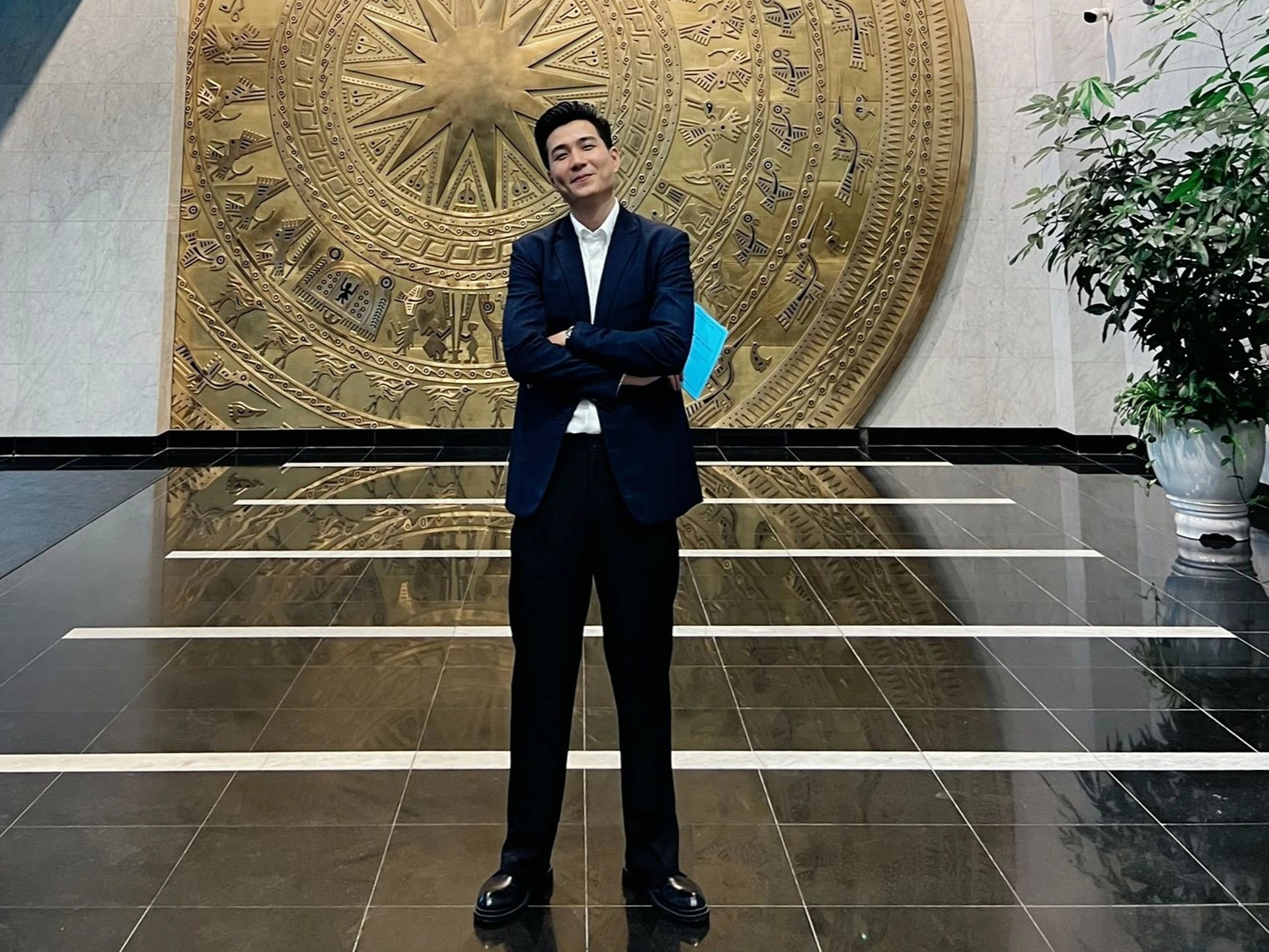 Điều ít biết về mỹ nam má lúm cao 1,82m gây bão phim Cách em 1 milimet - 6 Điều ít biết về mỹ nam má lúm cao 1,82m gây bão phim Cách em 1 milimet - 6