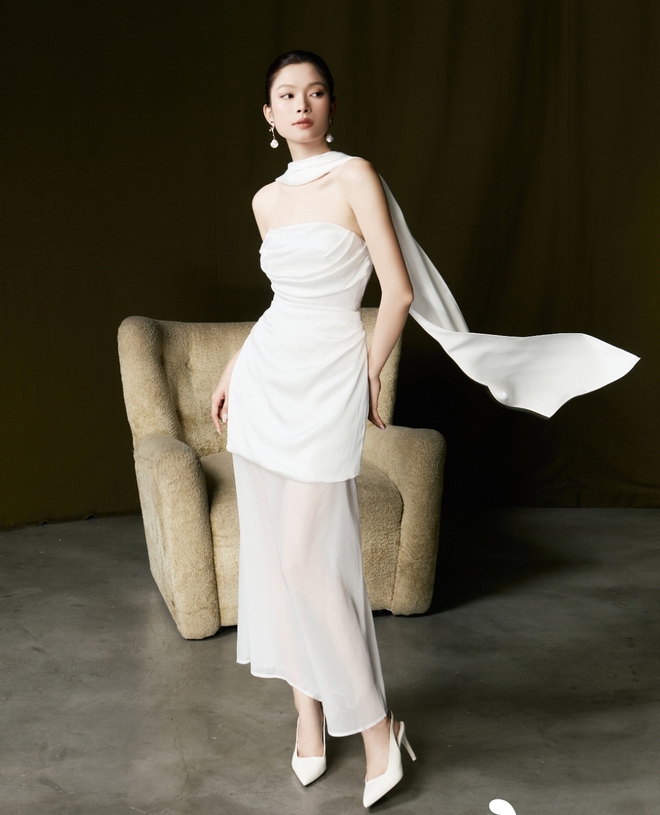 Phối váy và khăn choàng lụa voan, nhìn góc nào cũng đẹp- Ảnh 10. Phối váy và khăn choàng lụa voan, nhìn góc nào cũng đẹp- Ảnh 10.