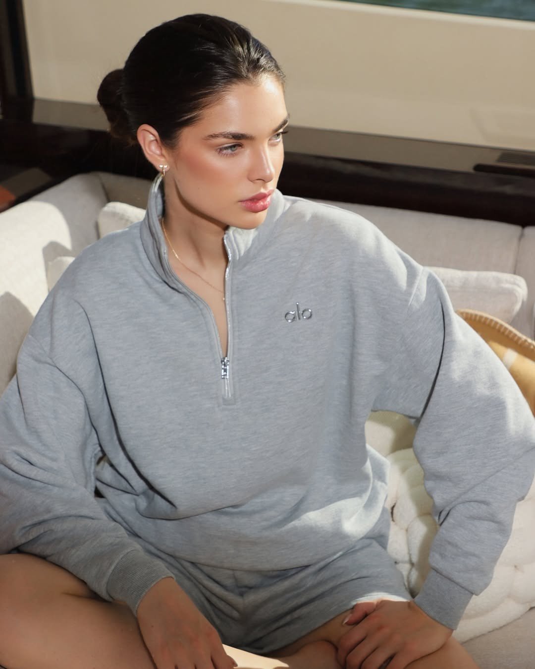 Hai hoa hậu vào top 100 gương mặt đẹp nhất thế giới 15 Hai hoa hậu vào top 100 gương mặt đẹp nhất thế giới - 14