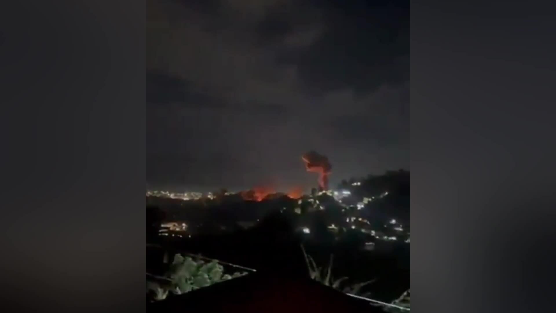 Xuất hiện đội hình trực thăng đổ bộ ở Caracas