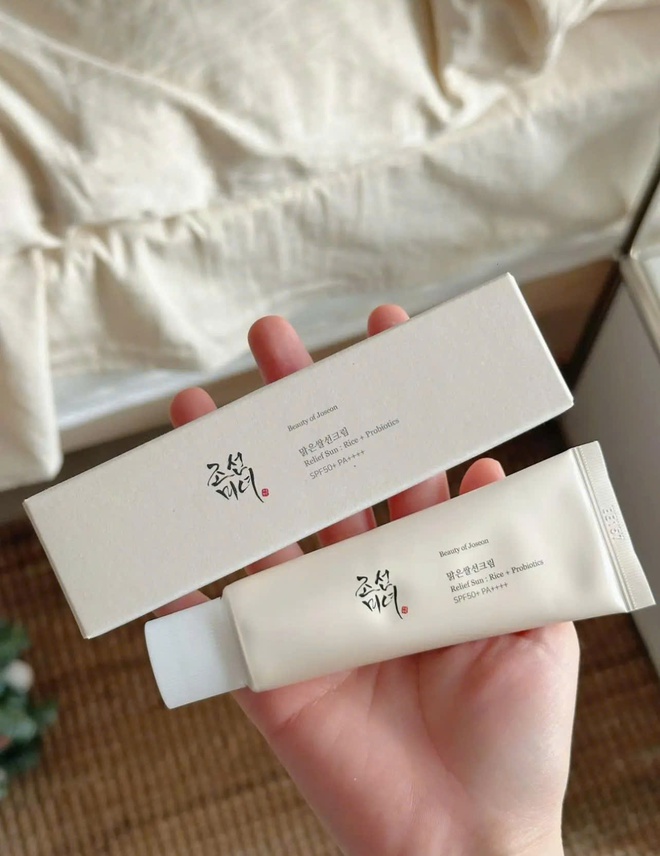 5 kem chống nắng quanh năm bán chạy tại Olive Young: Chung 1 công thức khiến dân tình mê không dứt nổi- Ảnh 5.