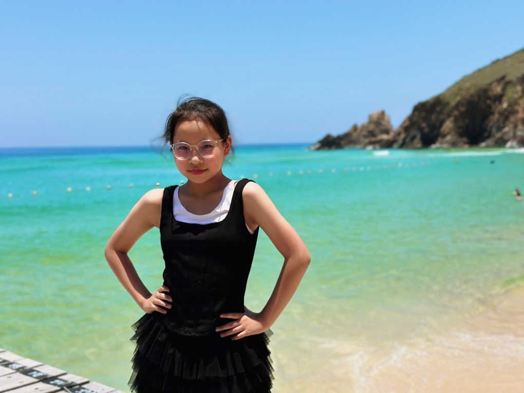 Nữ sinh nhỏ tuổi nhất Đại hội Thi đua yêu nước mê sân khấu, giỏi lập trình - 3