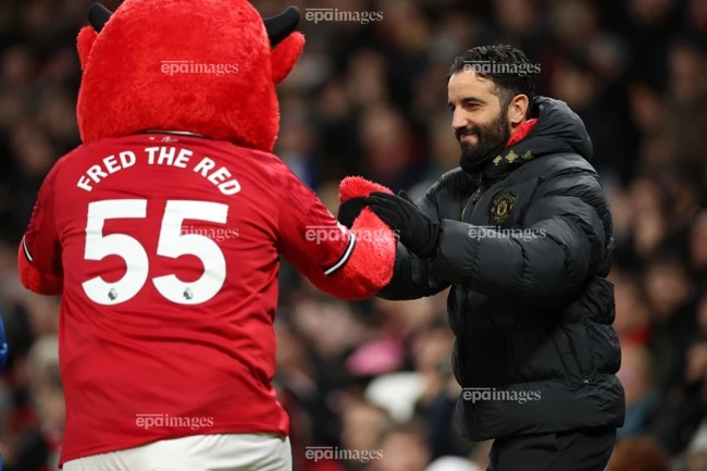 amorim-mu-tit-chuyen-nhuong-man-united-lao-vao-chang-sinh-tu (1).jpg