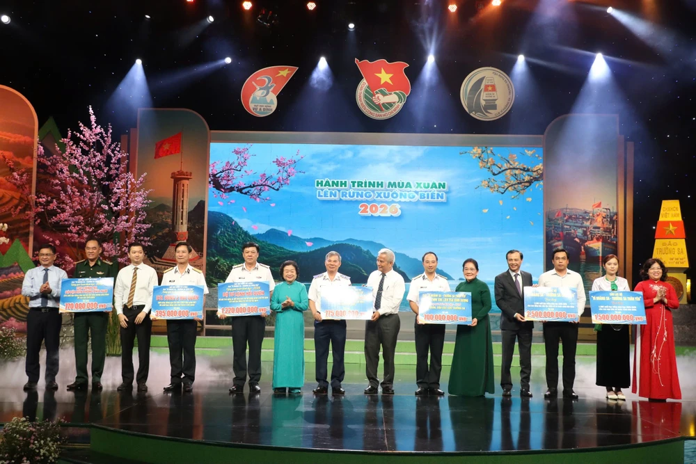 tạng qua các don vi quan doi.jpg