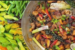 Mâm cơm 'thỏa nỗi nhớ quê' của chàng trai Việt ở Nhật