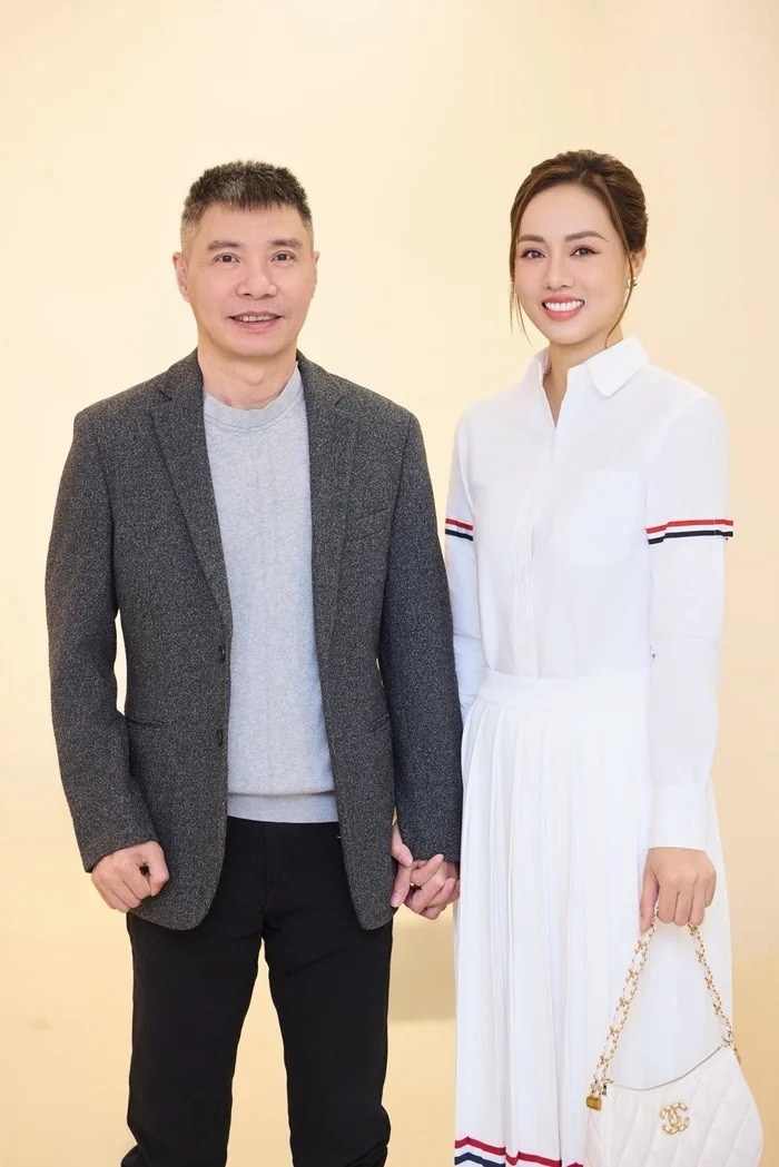 Vợ NSND Công Lý nói rõ thông tin hết tiền, phải kêu gọi ủng hộ