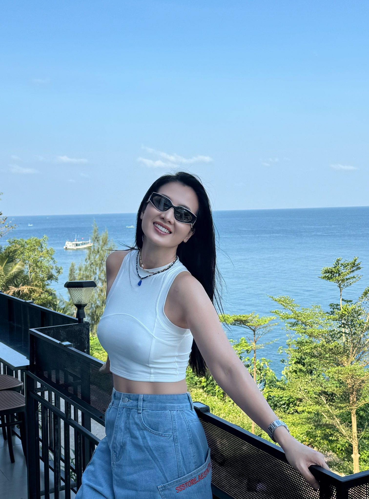 Nhan sắc trẻ đẹp của nữ nghệ sĩ 43 tuổi là mẹ đơn thân, 