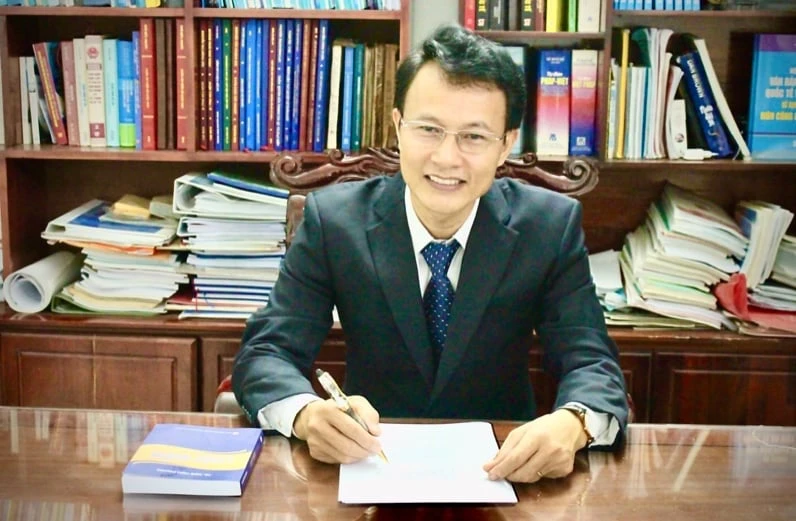 PGS-TS Ngô Hữu Phước, Phó trưởng khoa phụ trách khoa Luật Kinh tế, Trường ĐH Kinh tế-Luật (ĐHQG TP.HCM) ac20de64-4fd4-4f1a-aae1-79ee0b7c1ed6.jpeg