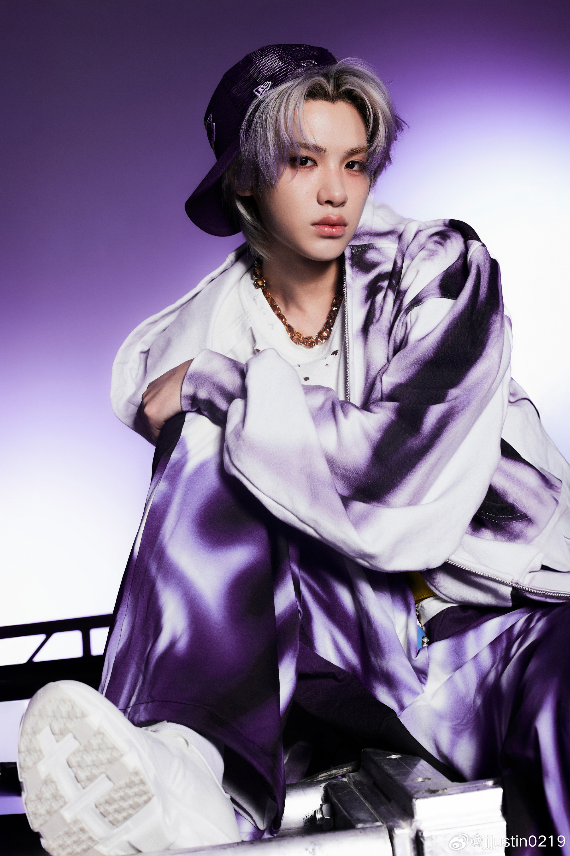 Cbiz hỗn loạn: Đến lượt Cbiz hỗn loạn: Đến lượt