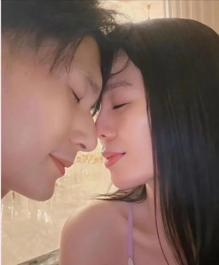 Đời thường của Lệ Quyên và bạn trai Lâm Bảo Châu hút 1 triệu lượt xem 3 Đời thường của Lệ Quyên và bạn trai Lâm Bảo Châu hút 1 triệu lượt xem