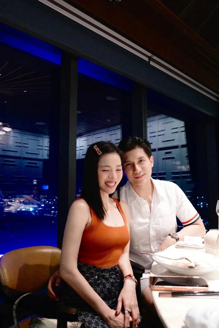 Đời thường của Lệ Quyên và bạn trai Lâm Bảo Châu hút 1 triệu lượt xem 4 Đời thường của Lệ Quyên và bạn trai Lâm Bảo Châu hút 1 triệu lượt xem