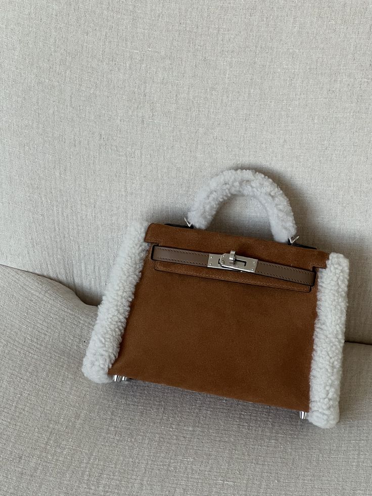 Lisa mở đầu 2026 với quá nhiều Hermès- Ảnh 9.