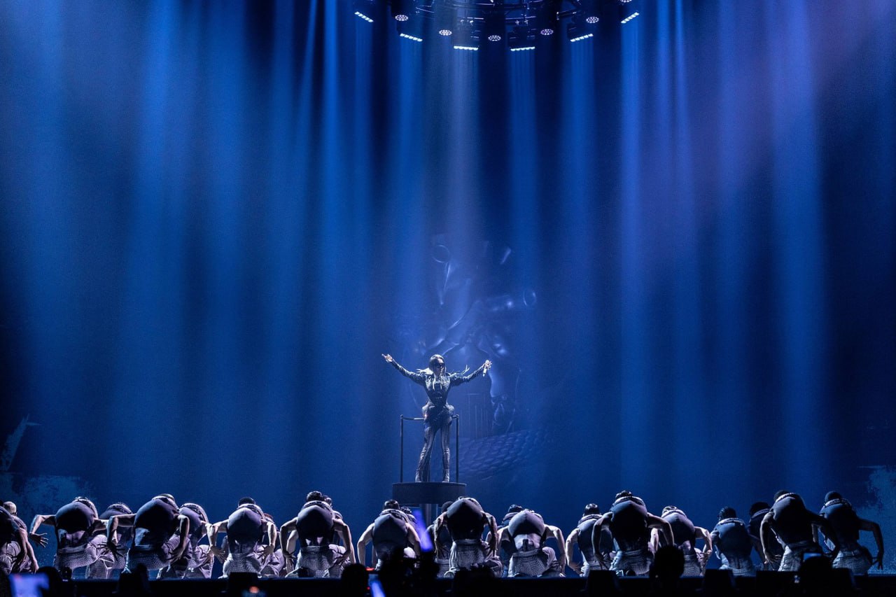 Mỹ nhân không tuổi chi 760 tỷ đồng làm concert: Mang cả 