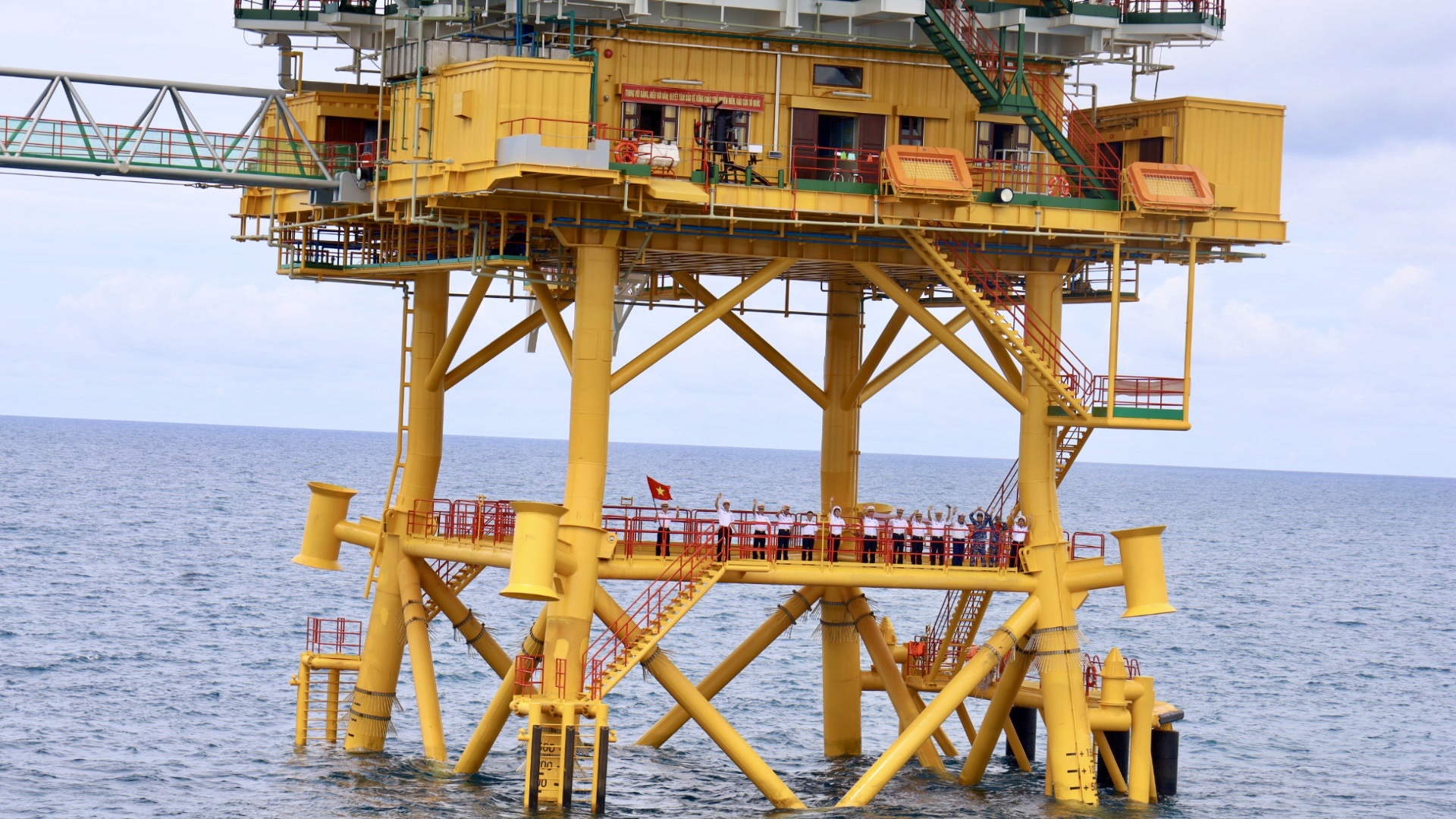 Từ năm 2026, làm việc ở những địa phương này có thể được nghỉ hưu sớm - Ảnh 2.