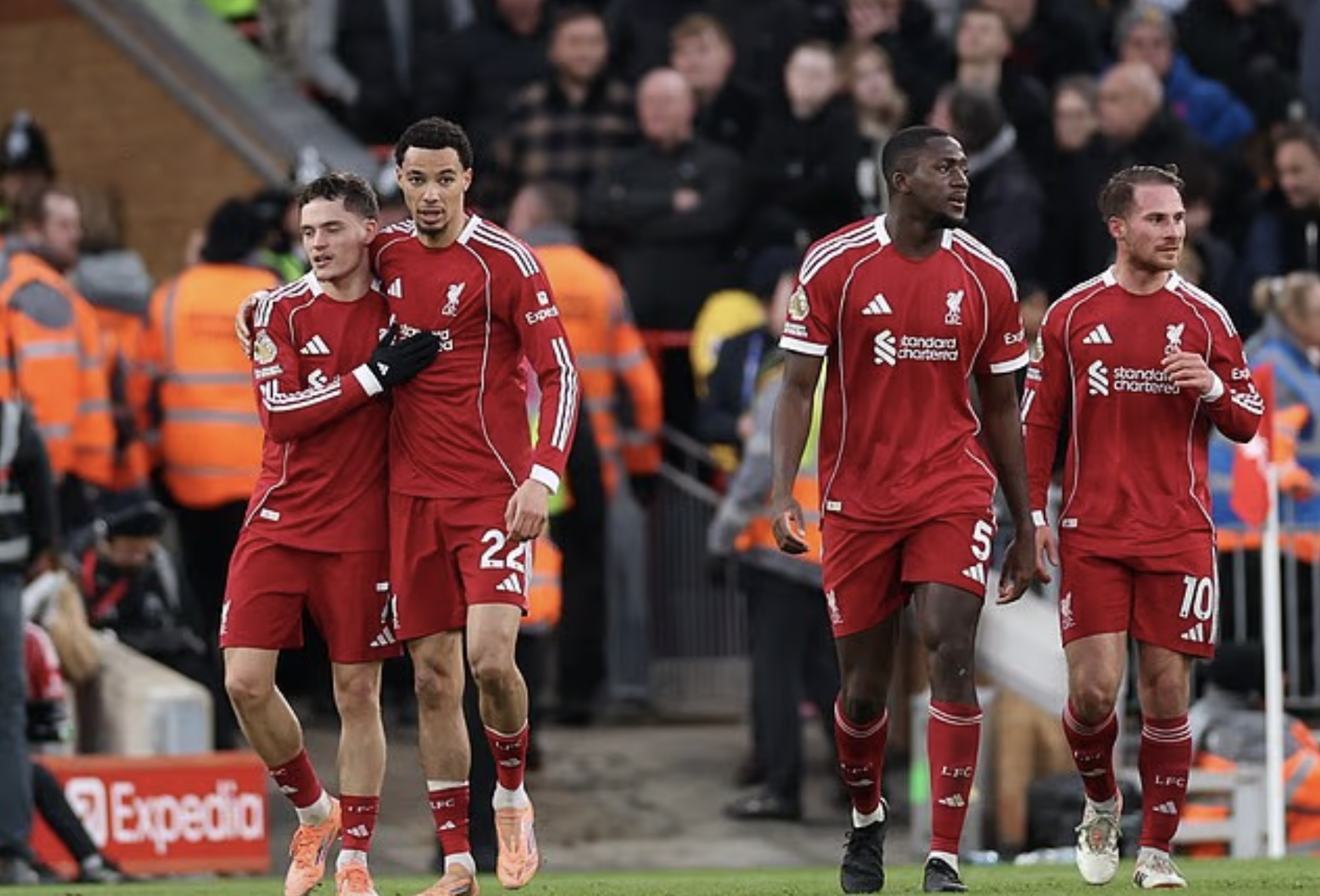 Nóng bảng xếp hạng Ngoại hạng Anh: Arsenal bứt tốc, dàn 