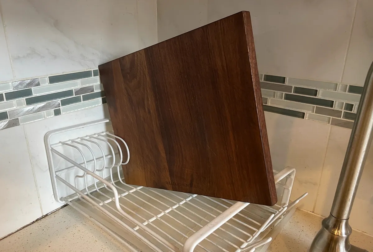 6 đồ vật tuyệt đối không nên cho vào máy rửa bát- Ảnh 2. 6 đồ vật tuyệt đối không nên cho vào máy rửa bát- Ảnh 2.