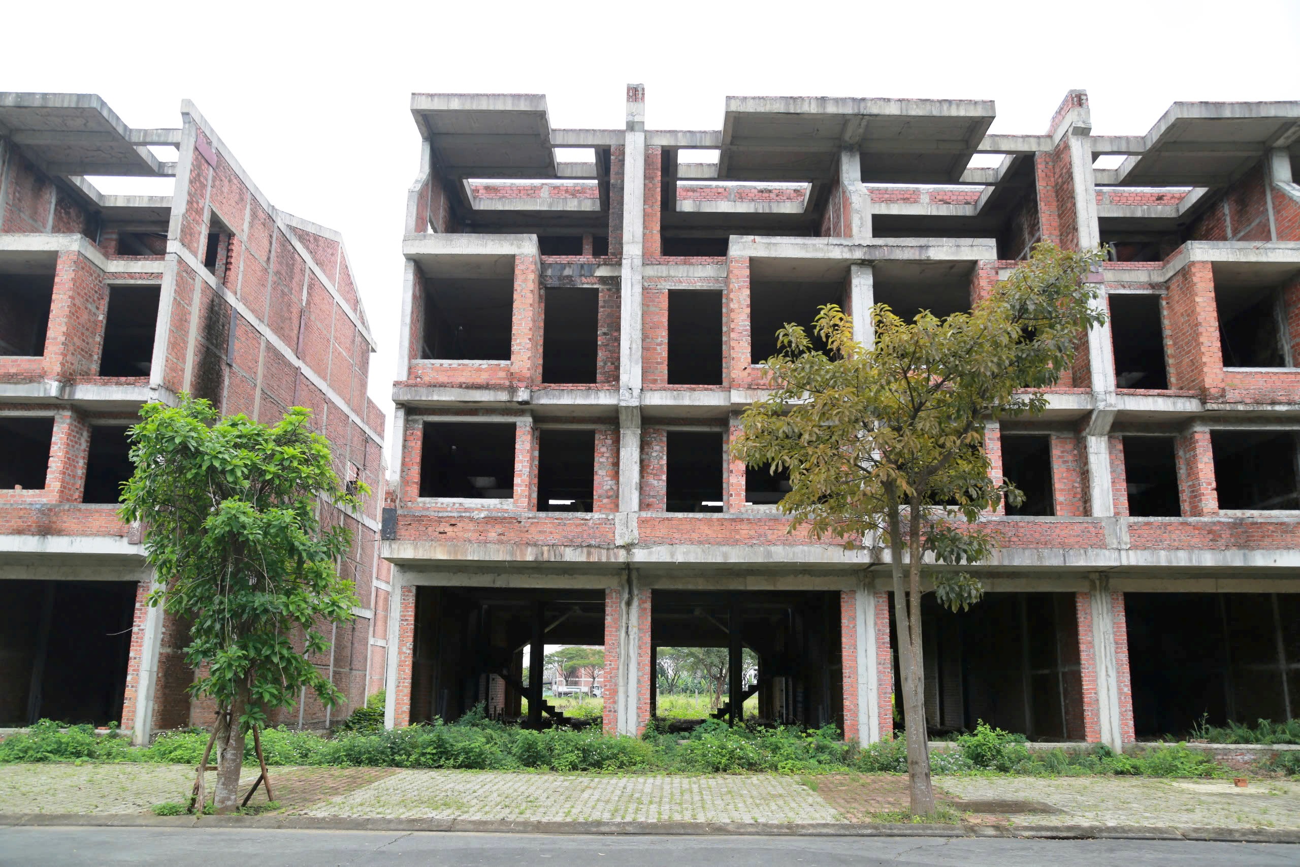 Cận cảnh khu đô thị gần 4.500 tỉ đồng ở Đà Nẵng dính hàng loạt vi phạm- Ảnh 5. Cận cảnh khu đô thị gần 4.500 tỉ đồng ở Đà Nẵng dính hàng loạt vi phạm- Ảnh 5.