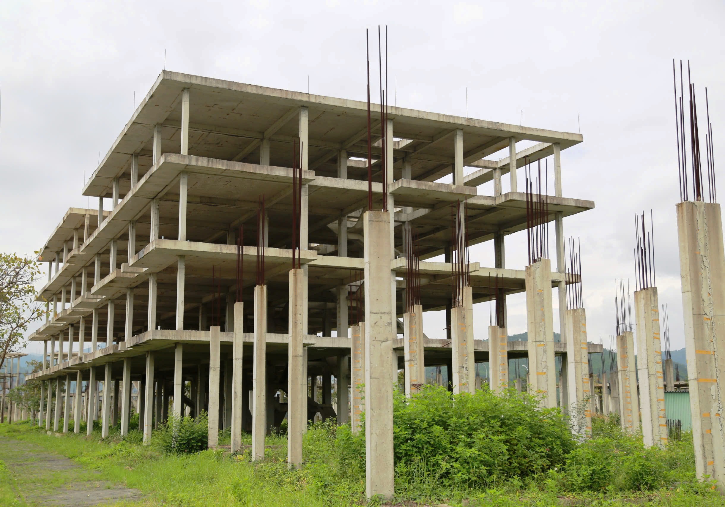 Cận cảnh khu đô thị gần 4.500 tỉ đồng ở Đà Nẵng dính hàng loạt vi phạm- Ảnh 21. Cận cảnh khu đô thị gần 4.500 tỉ đồng ở Đà Nẵng dính hàng loạt vi phạm- Ảnh 21.