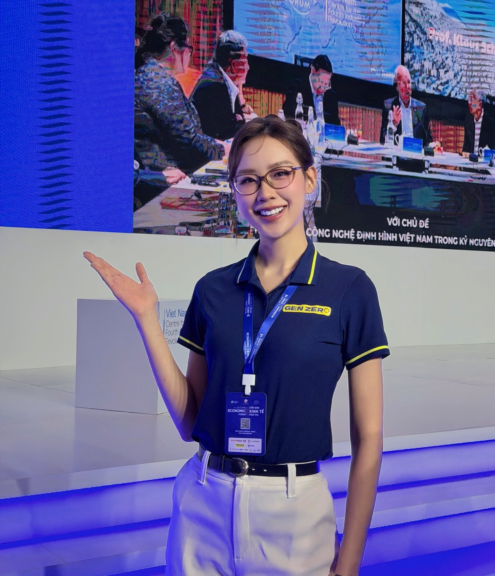 Hoa hậu cao 1,86m: Công dân trẻ tiêu biểu TPHCM, sắc vóc gợi cảm tuổi 25 - 5 Hoa hậu cao 1,86m: Công dân trẻ tiêu biểu TPHCM, sắc vóc gợi cảm tuổi 25 - 5