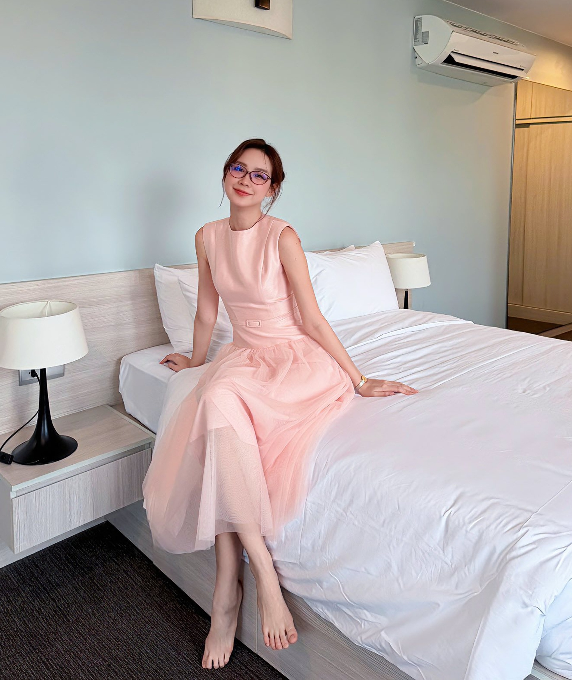 Hoa hậu cao 1,86m: Công dân trẻ tiêu biểu TPHCM, sắc vóc gợi cảm tuổi 25 - 10 Hoa hậu cao 1,86m: Công dân trẻ tiêu biểu TPHCM, sắc vóc gợi cảm tuổi 25 - 10