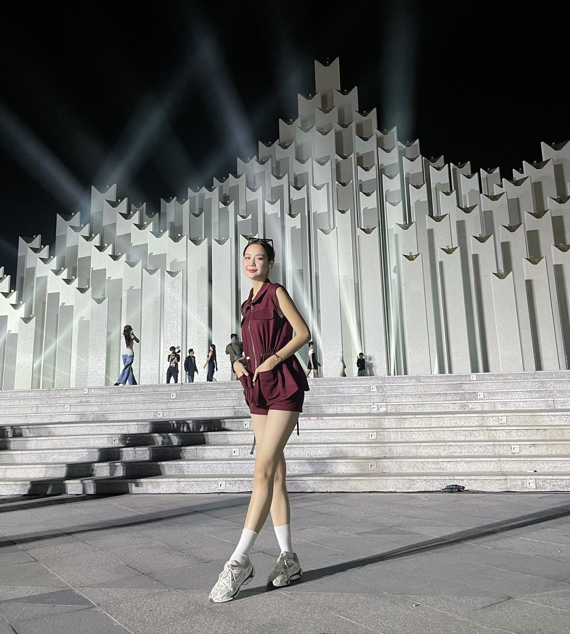 Hoa hậu cao 1,86m: Công dân trẻ tiêu biểu TPHCM, sắc vóc gợi cảm tuổi 25 - 13 Hoa hậu cao 1,86m: Công dân trẻ tiêu biểu TPHCM, sắc vóc gợi cảm tuổi 25 - 13