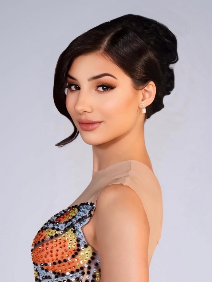 Cô gái 20 tuổi đăng quang Hoa hậu Trái Đất Mỹ 4 Người đẹp khuyến khích việc nhận nuôi, hỗ trợ phúc lợi động vật và giảm thiểu tác động tới môi trường của các hoạt động nhân giống động vật thiếu trách nhiệm.