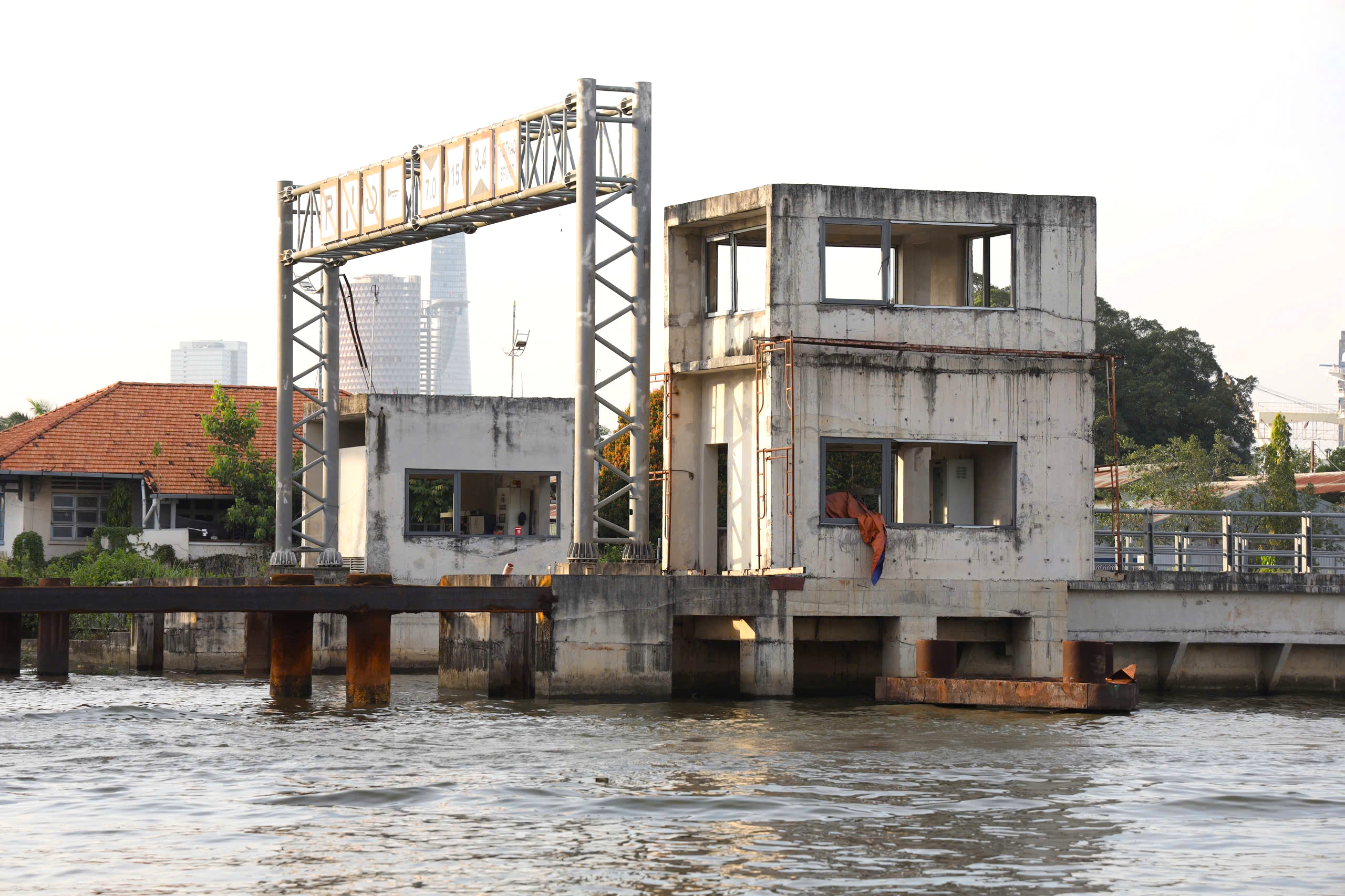 TPHCM: Chờ thành quả 10 năm thi công dự án 10.000 tỉ đồng   - Ảnh 2.