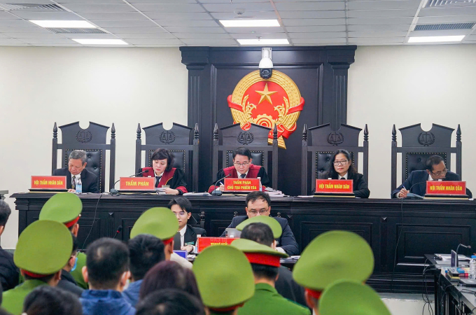 Phiên tòa được điều hành bởi thẩm phán chủ tọa Vũ Quang Huy. Ảnh: Phạm Dự
