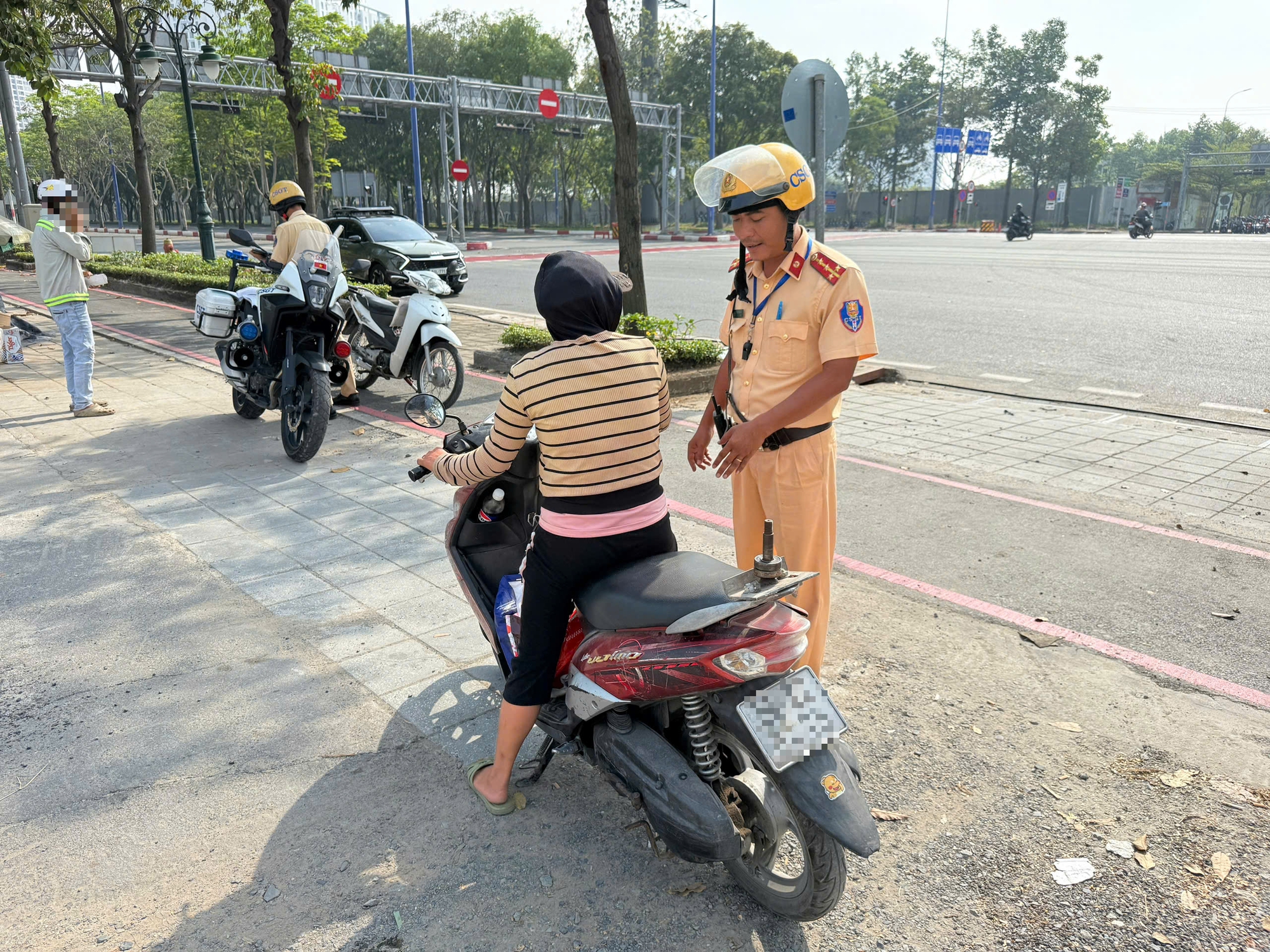 đường Mai Chí Thọ - Ảnh 4.