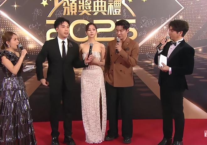 Thảm đỏ đi 1 lần Thảm đỏ đi 1 lần