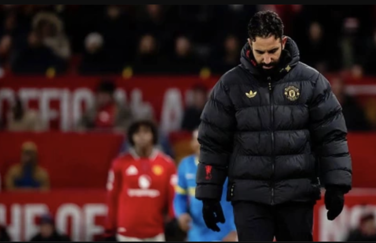 Man United sa thải Ruben Amorim sau 14 tháng - Ảnh 3.