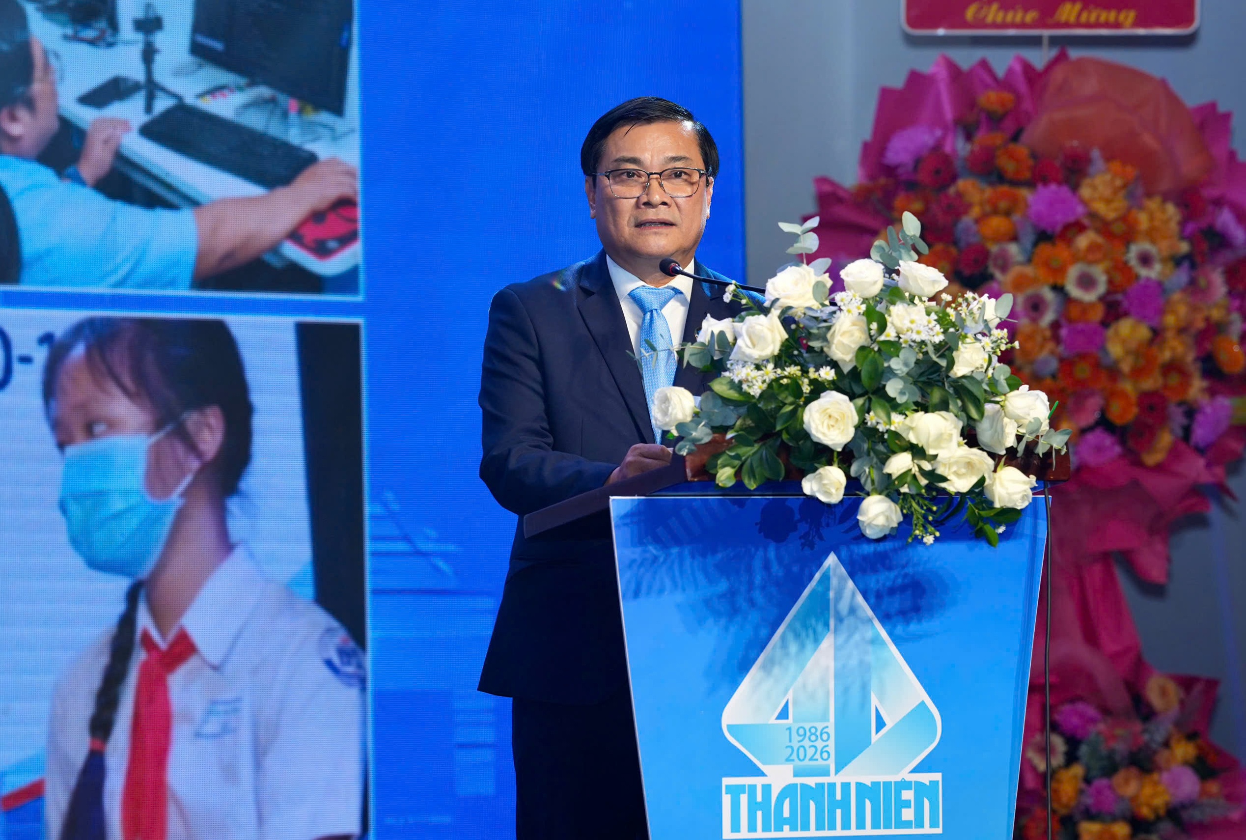 Báo Thanh Niên kỷ niệm 40 năm ngày phát hành số đầu tiên- Ảnh 4. Báo Thanh Niên kỷ niệm 40 năm ngày phát hành số đầu tiên- Ảnh 4.